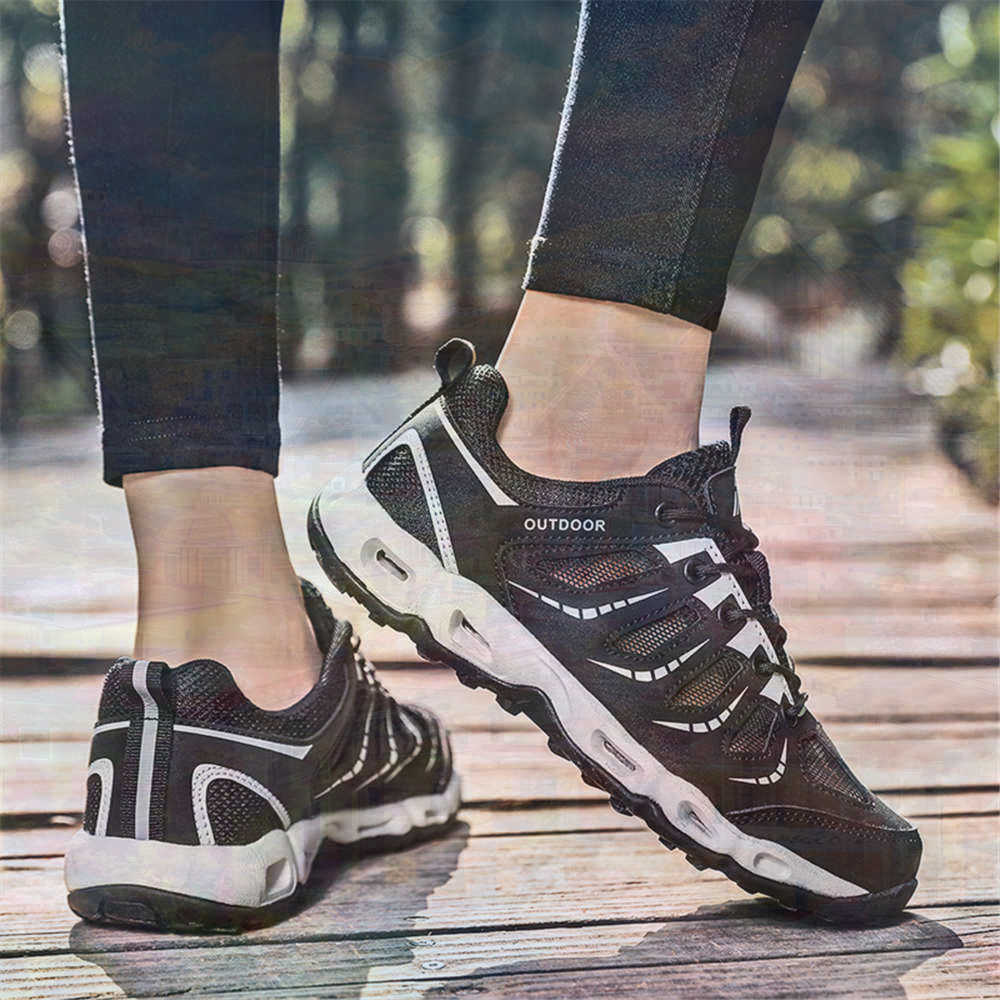 Sumer Round Tip Silver Sneaker - Wedding Supply Superstore บทวิจารณ์และราคา
